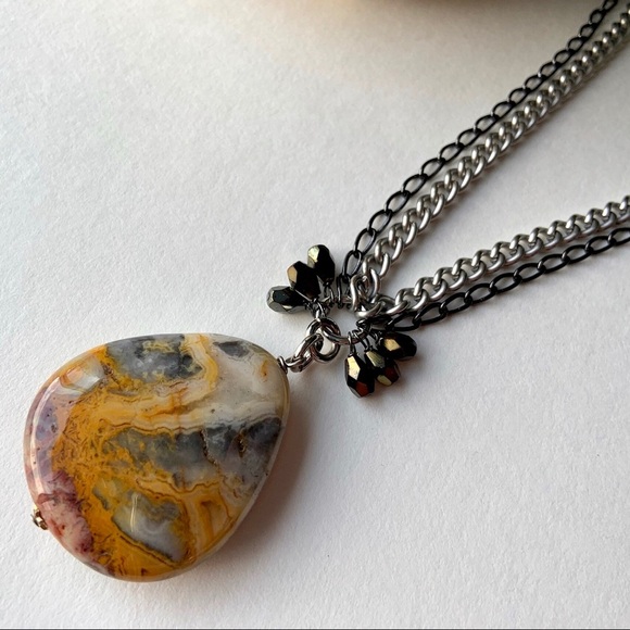 Polished stone pendant chain necklace - Picture 2 of 5